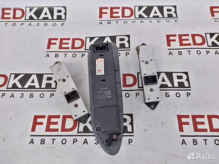 Кнопка стеклоподъемника Mitsubishi Lancer Cedia