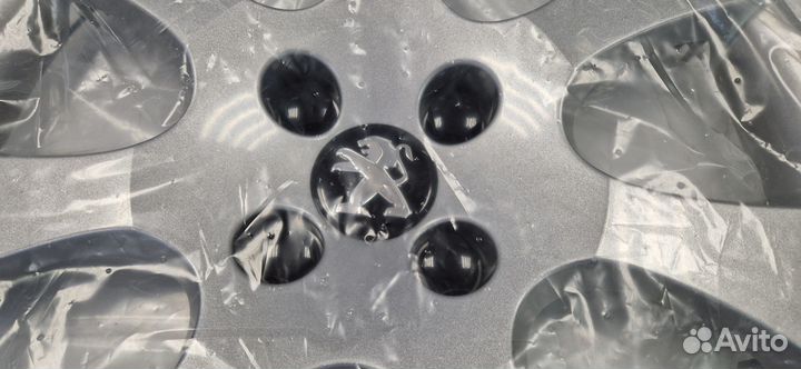 Колпак колесный 16