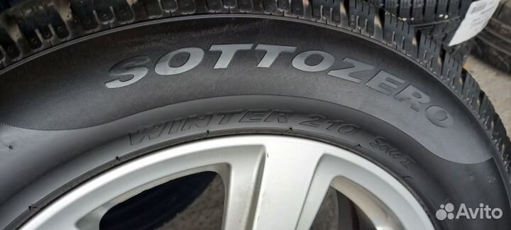 Pirelli Winter Sottozero Serie II 225/65 R17 102H