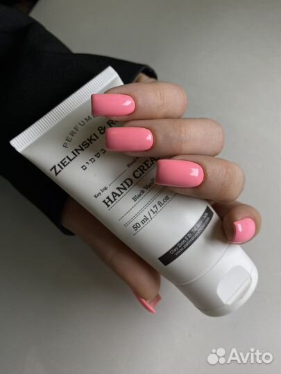 Маникюр и педикюр