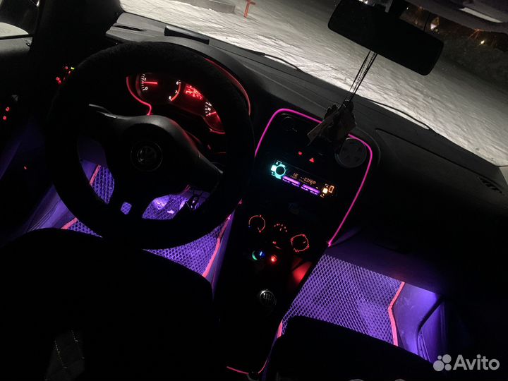 Volkswagen Polo 1.6 МТ, 2010, 281 000 км