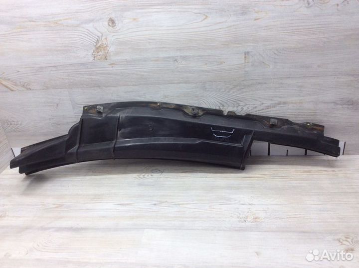 Решетка стеклооч. (планка под лобовое стекло)