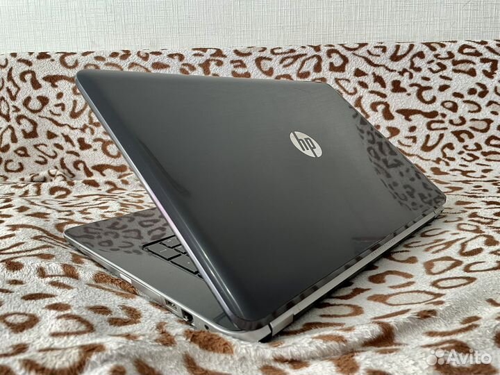 Большой ноутбук HP 17“ 4 ядра
