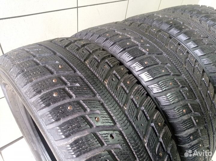 Kumho I'Zen KW22 215/60 R16 99T