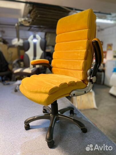 Компьютерное кресло