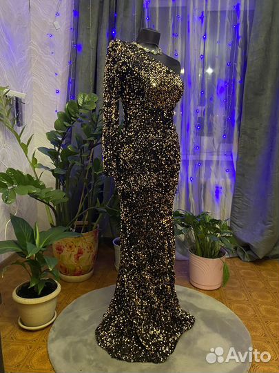 Прокат аренда платьев