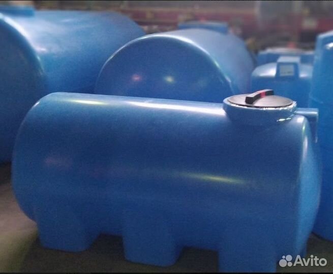 Емкость пластиковая под воду/диз.топливо