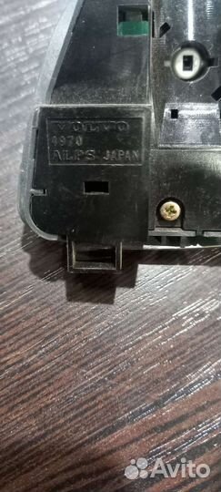 Кнопка многофункциональная Volvo S80