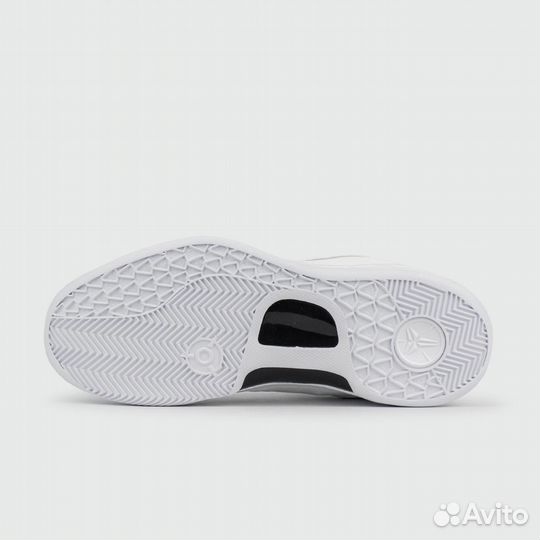 Кроссовки Nike Kobe 8 Protro Triple White