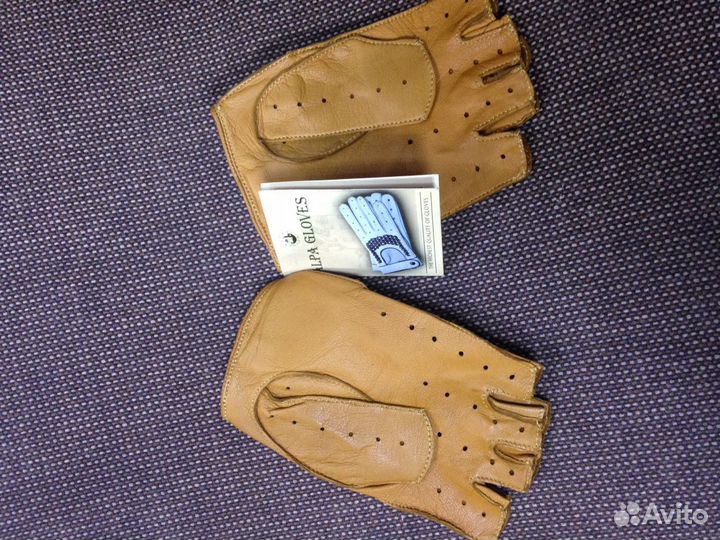 Перчатки(митинги)