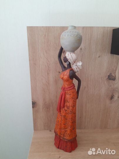 Статуэтка негритянка 33 см