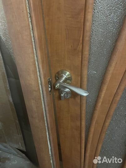 Дверь межкомнатная б/у