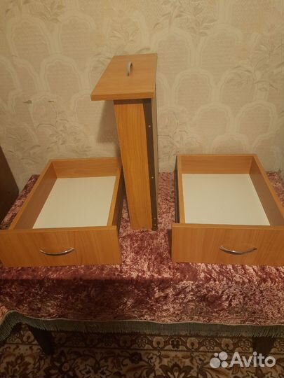Выдвижные ящики от тумбочки