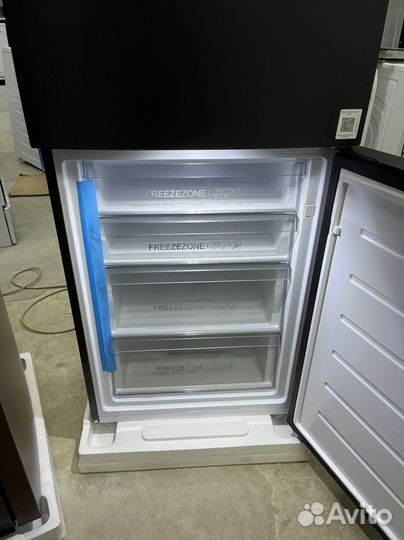 Холодильник Haier черный оникс