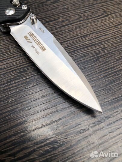 Нож складной Benchmade