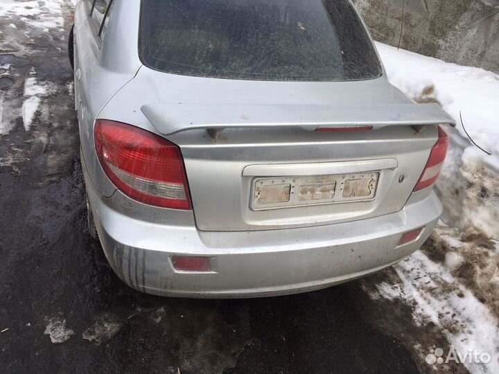 В разборе Kia Rio 1 2004 года 1.5 МКПП
