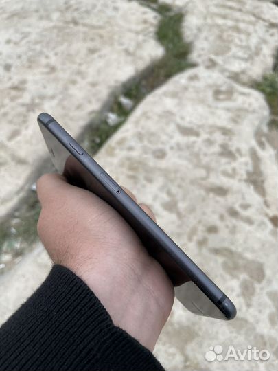 iPhone 8 Plus, 128 ГБ