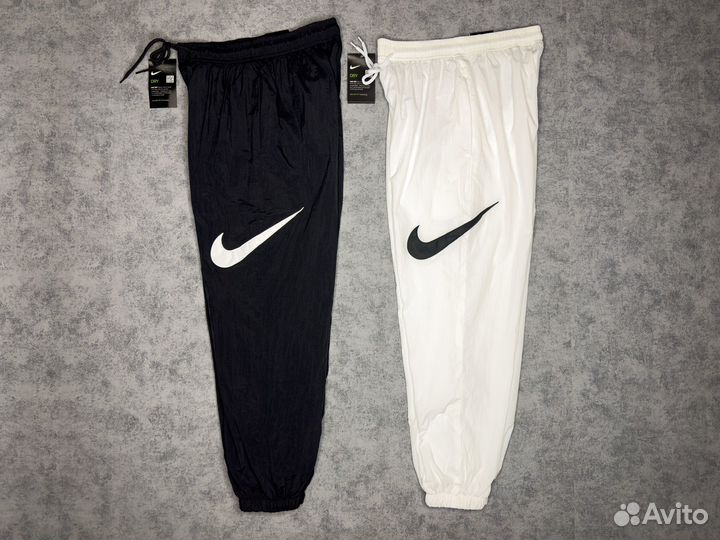 Спортивные штаны Nike