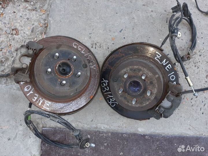 Ступица задняя левая диск тойота виш