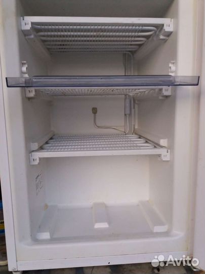 Морозильник маленкий высота 80см 50 см