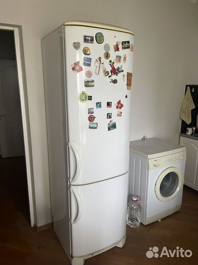 Холодильник electrolux