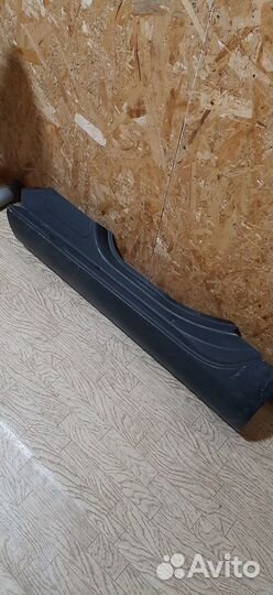 Кузовной порог