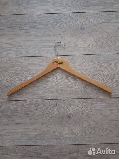 Вешалка для одежды