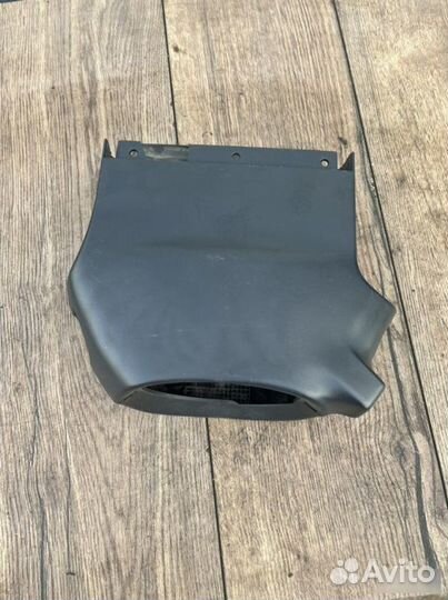 Обшивка рулевой колонки Renault Laguna 1.6