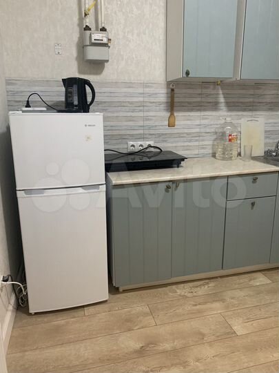 1-к. квартира, 42 м², 1/5 эт.