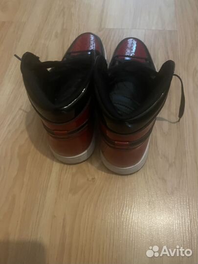 Nike Air Jordan 1 Retro High OG Patent bred