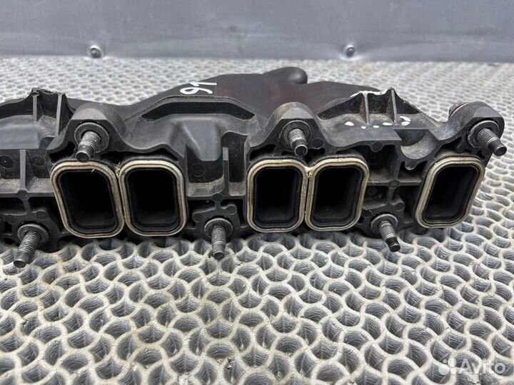 Коллектор впускной Ford Transit TT9 2.4L duratorq