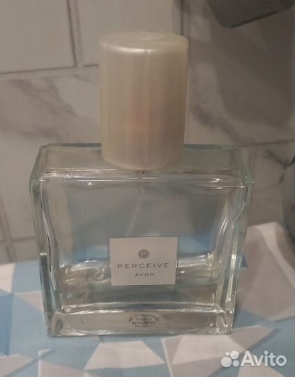 Avon pur blanca