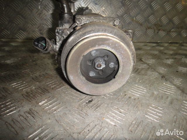 Компрессор кондиционера Pajero (96-04) 6G74 б/у