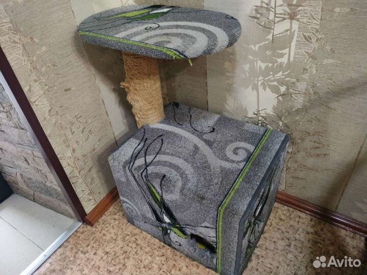 Домик для кошки с когтеточкой