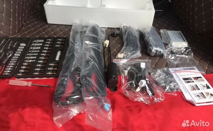 Электропривод багажника Jeep Grand Cherokee WK2