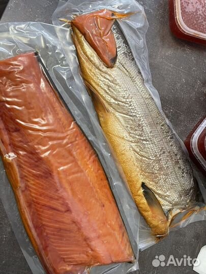 Копченая рыба кижуч, нерка