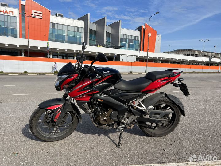 Bajaj Pulsar NS200