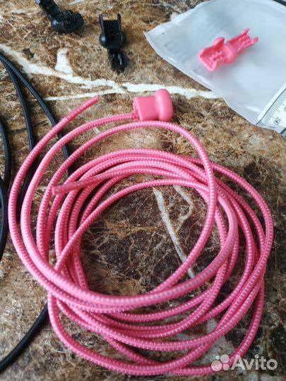 Эластичные шнурки черные И розовые