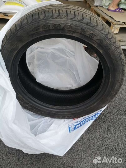 Goodyear Eagle Sport 245/45 R18