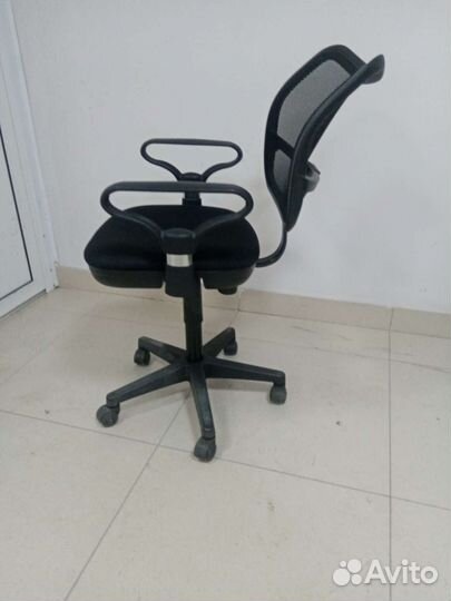 Компьютерное кресло