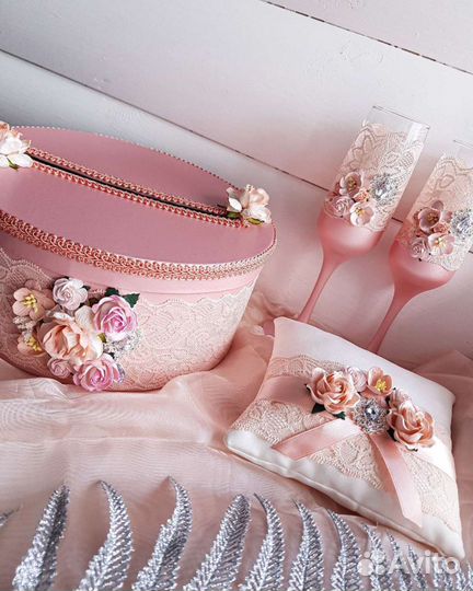 Свадебные асессуары