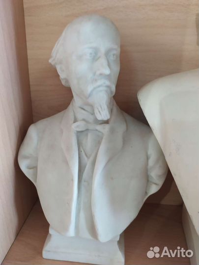 СССР бюст Некрасова