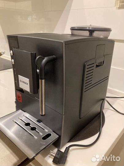 Автоматическая кофемашина Bosch tes55236ru