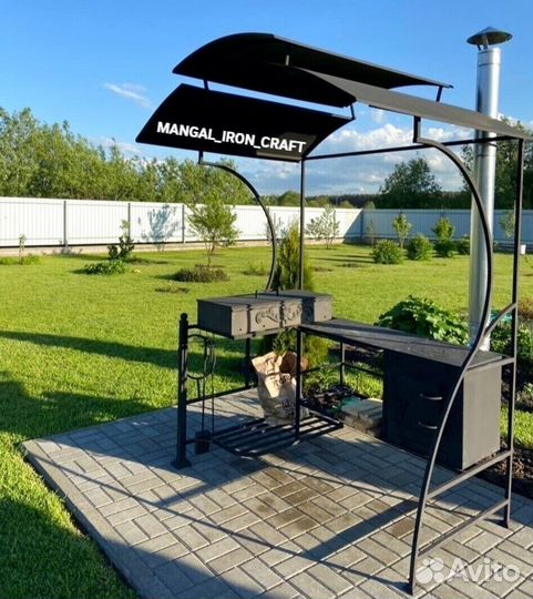 Мангал с лавочкой