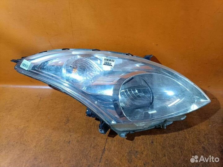 Фары Suzuki Swift ZC72S