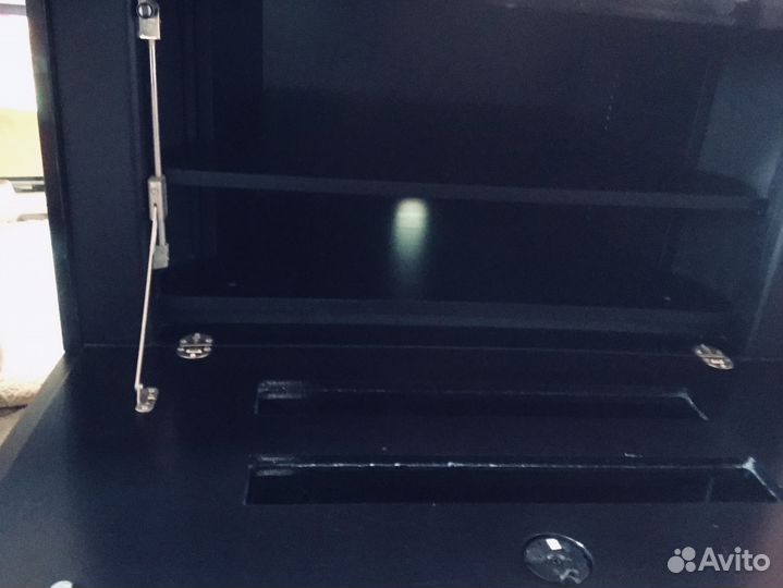 Тумба для музыки апаратуры телевизор