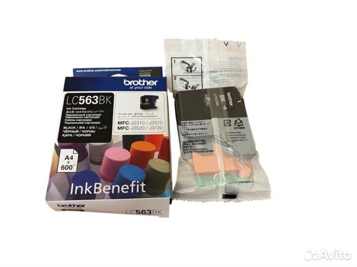 Картридж Brother (LC563BK, черный)