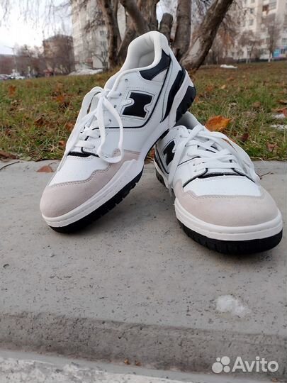 Кроссы New Balance 550