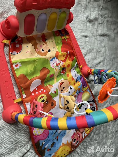 Развивающий коврик с пианино