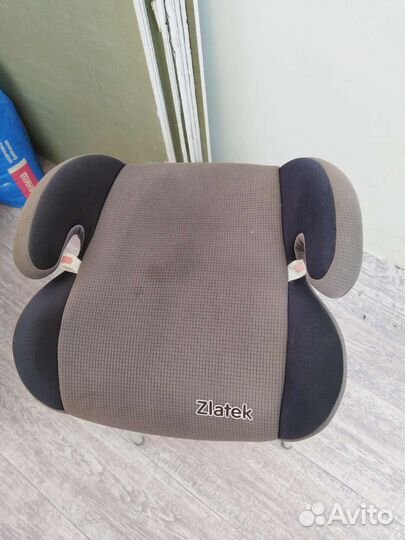 Автокресло бустер